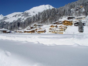 Cozy Apartment in Saalbach Hinterglemm with Terrace